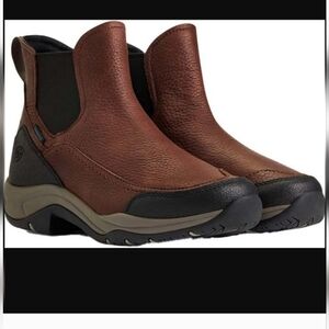 NWT Ariat Womens Terrain Brown Leather Boots Size 7.